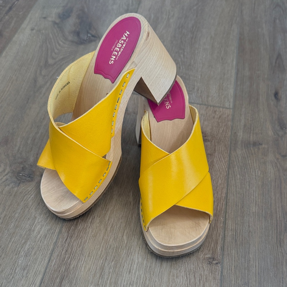 Yellow Swedish Hasbeens
